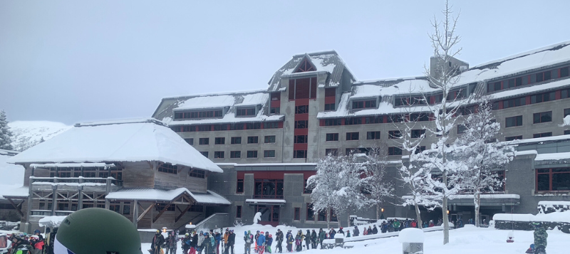 Skiing in Alaska: Epic Resorts, Backcountry & Heli-Ski Adventures - Alaska Air Forwarding